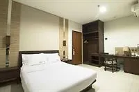 Reddoorz Plus @ Thamrin Residence